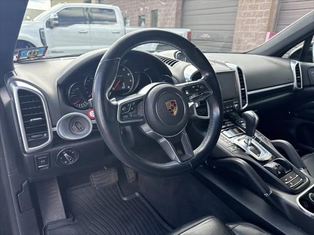 2017 Porsche Cayenne Platinum Edition