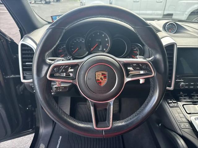 2017 Porsche Cayenne Platinum Edition