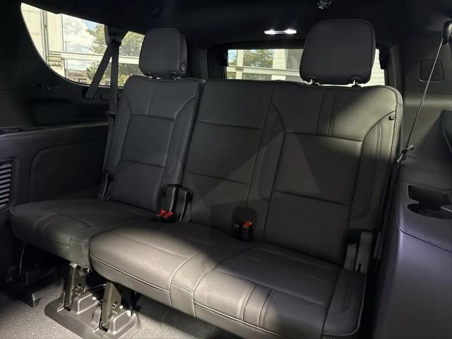 2026 Chevrolet Suburban RST, 4WD