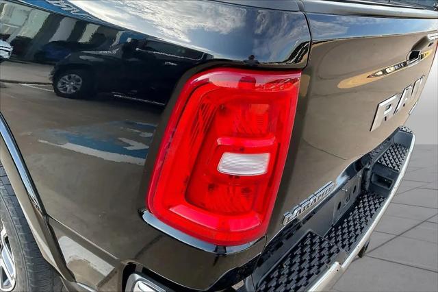 2025 Ram 1500 Laramie Crew Cab 4x4 57 Box