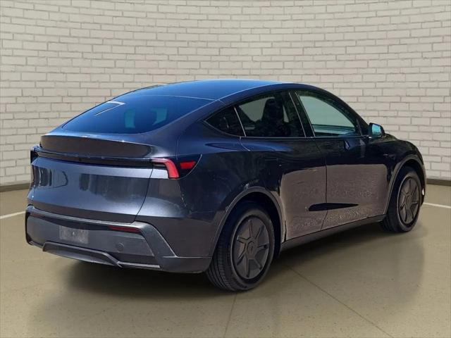 2026 Tesla Model Y Premium Rear-Wheel Drive