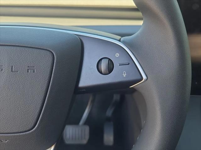 2026 Tesla Model Y Premium Rear-Wheel Drive