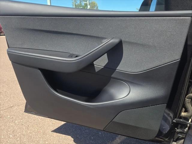 2026 Tesla Model Y Premium Rear-Wheel Drive