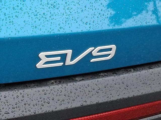 2026 Kia EV9 Wind