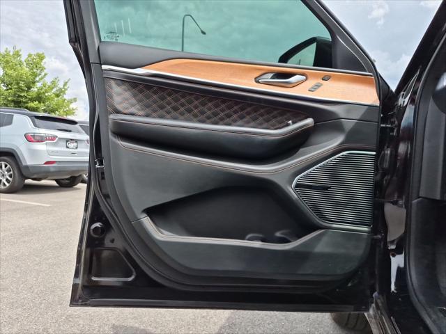 2023 Jeep Grand Cherokee Summit Reserve 4x4