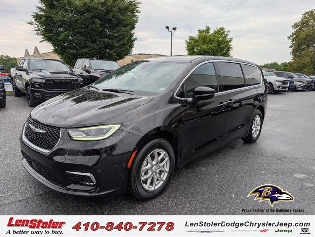 2025 Chrysler Pacifica Select for sale in Westminster, MD