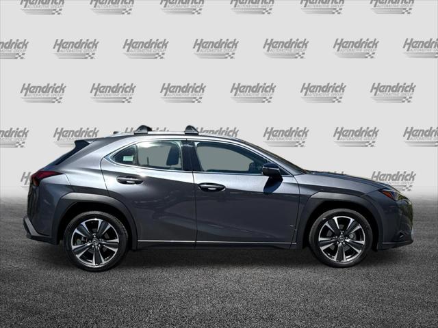 2025 Lexus 300 300h