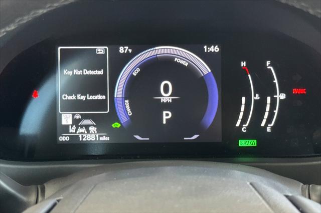 2025 Lexus 300 300h