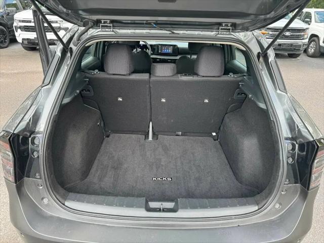 2025 Nissan Kicks S FWD