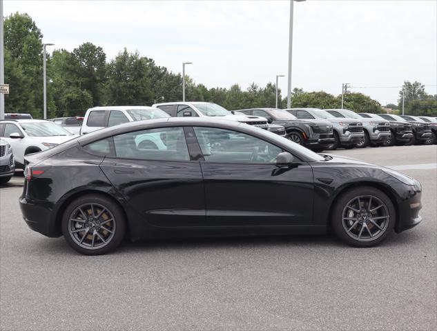 2021 Tesla Model 3 Standard Range Plus Rear-Wheel Drive