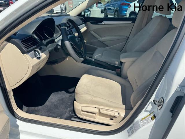2017 Volkswagen Passat 1.8T S