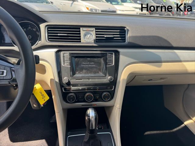 2017 Volkswagen Passat 1.8T S