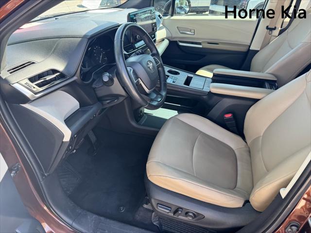 2021 Toyota Sienna XLE