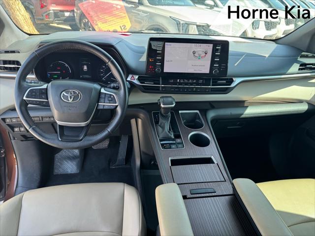 2021 Toyota Sienna XLE