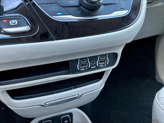 2021 Chrysler Pacifica Touring L