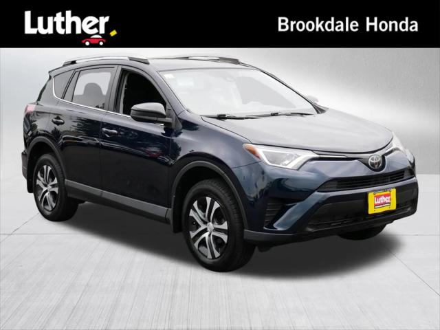 2018 Toyota RAV4 LE for sale in Brooklyn Center, MN