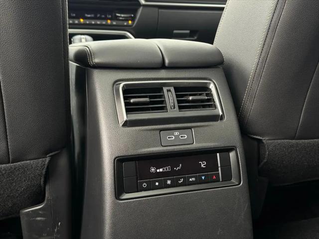 2025 Mazda X-90 Premium Sport