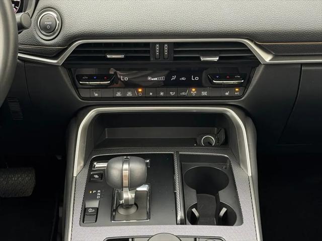 2025 Mazda X-90 Premium Sport