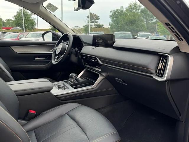 2025 Mazda X-90 Premium Sport
