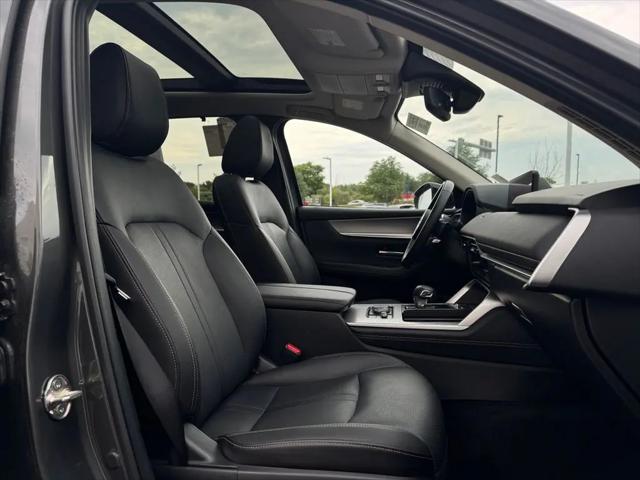 2025 Mazda X-90 Premium Sport