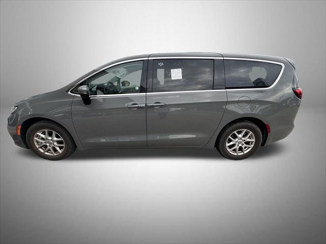 2023 Chrysler Pacifica Touring L for sale in Sioux City, IA