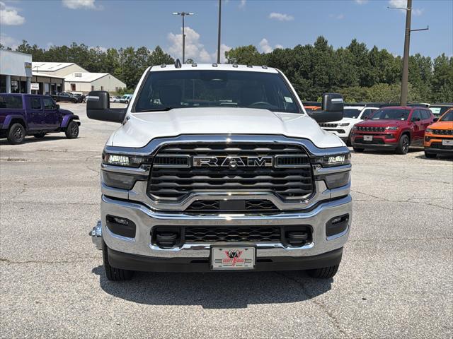 2026 RAM 3500 Chassis Tradesman/Big Horn