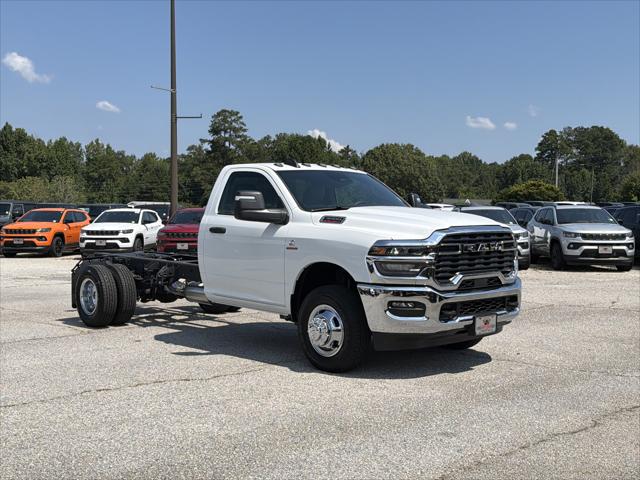 2026 RAM 3500 Chassis Tradesman/Big Horn