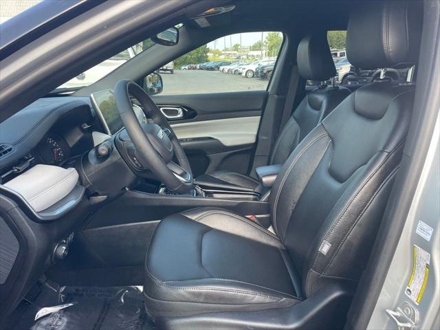 2025 Jeep Compass Limited 4x4 2025 Jeep Compass Limited 4x4