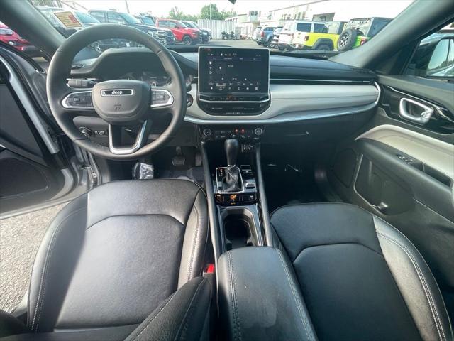 2025 Jeep Compass Limited 4x4 2025 Jeep Compass Limited 4x4