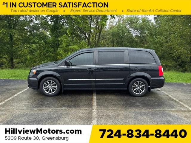 2016 Chrysler Town and Country S 2016 Chrysler Town and Country S