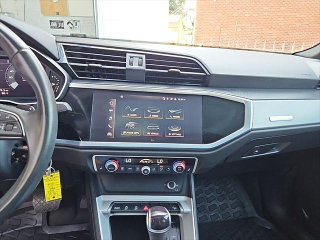 2022 Audi Q3 Premium 45 TFSI S line quattro Tiptronic
