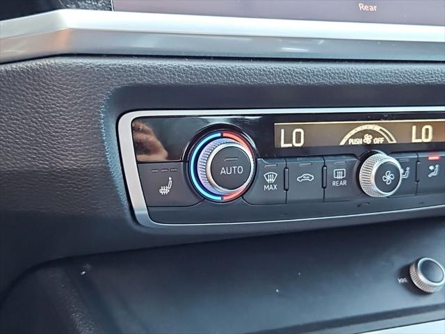 2022 Audi Q3 Premium 45 TFSI S line quattro Tiptronic