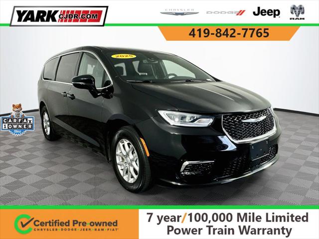 2025 Chrysler Pacifica Select for sale in Toledo, OH