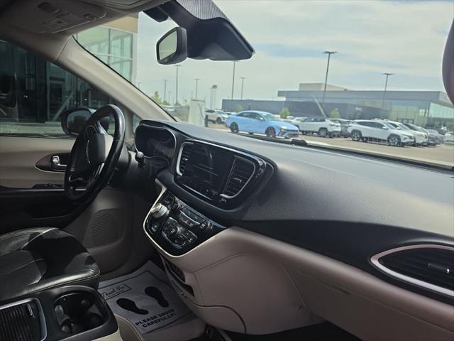 2021 Chrysler Pacifica Touring L