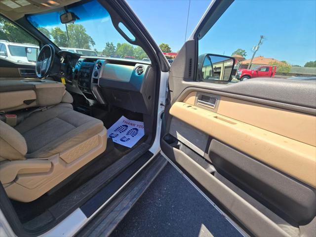 2011 Ford F-150 XLT Pickup 4D 5 1/2 ft
