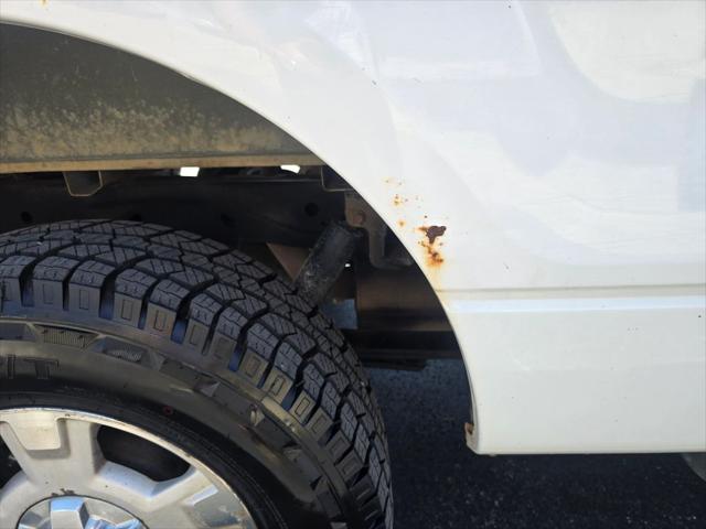 2011 Ford F-150 XLT Pickup 4D 5 1/2 ft