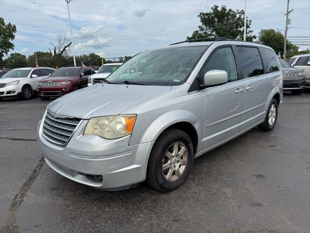 2008 Chrysler Town & Country Touring for sale in Brandon Twp, MI