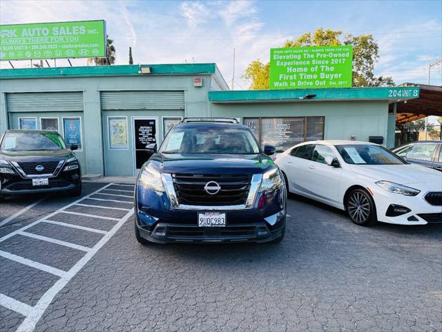 2022 Nissan Pathfinder SV 4WD