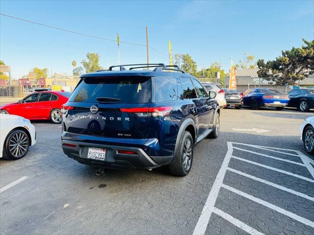 2022 Nissan Pathfinder SV 4WD