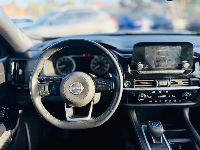 2022 Nissan Pathfinder SV 4WD