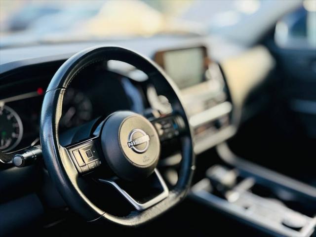 2022 Nissan Pathfinder SV 4WD