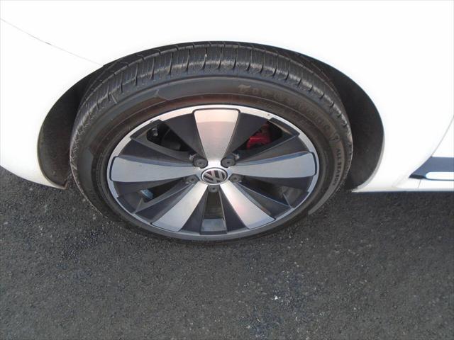 2012 Volkswagen Beetle 2.0T Turbo