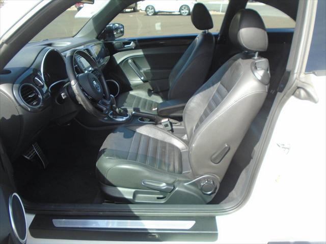 2012 Volkswagen Beetle 2.0T Turbo