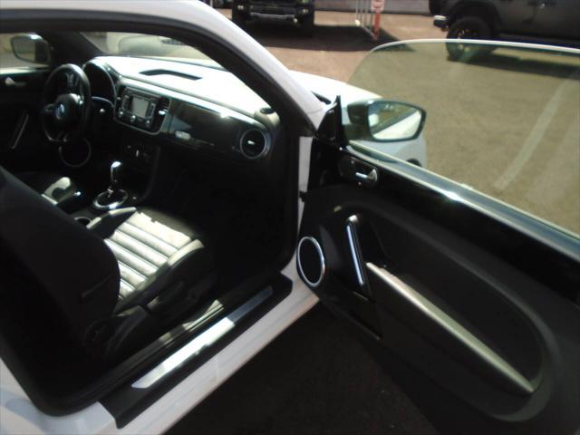 2012 Volkswagen Beetle 2.0T Turbo