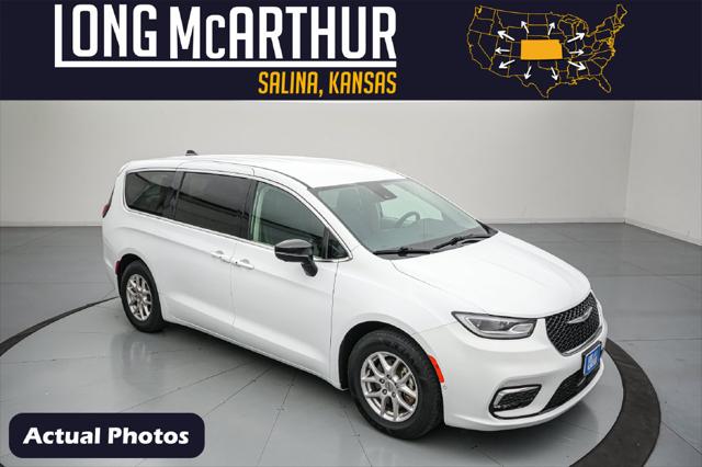 2024 Chrysler Pacifica Touring L for sale in Salina, KS
