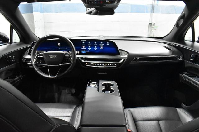 Used 2024 Cadillac LYRIQ Luxury w/1SC For Sale in Toledo, OH