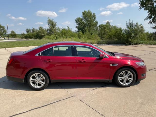 2014 Ford Taurus SEL for sale in Bennington, NE