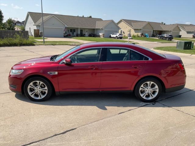 2014 Ford Taurus SEL