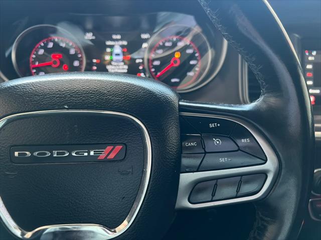 2020 Dodge Charger SXT RWD