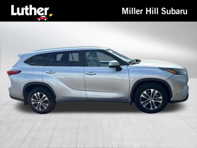 2023 Toyota Highlander XLE for sale in Duluth, MN